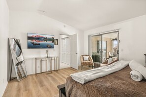 WiFi, bed sheets - 3BR Desert Escape , Pool, Views & Mini Golf (Desert Hot Springs)