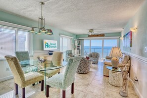 Dining - ☀Beachfront Condo🐬End Unit🍹Ocean Sands I-501🌴Heated Pool/Hot Tub🏖️Beach Views (Madeira Beach)