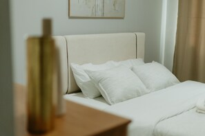 3 quartos, ferros/tábuas de passar roupa, Wi-Fi, roupa de cama