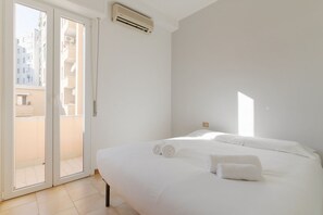 2 slaapkamers, een strijkplank/strijkijzer