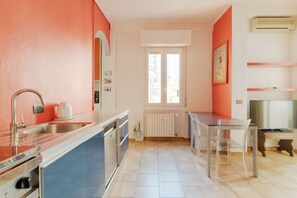 Fridge, microwave, dishwasher, toaster