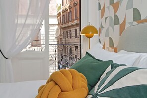 2 Schlafzimmer, Schreibtisch, Bügeleisen/Bügelbrett