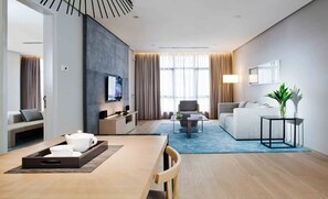 Iron/ironing board, free WiFi, wheelchair access - Signature Apartment at 188 Suites (Kuala Lumpur)