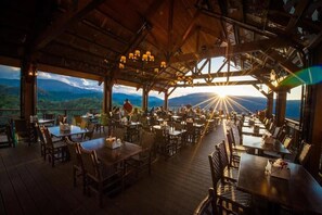 Cabin, Mountain View | Miscellaneous - Cabin On A Cloud (Gatlinburg)