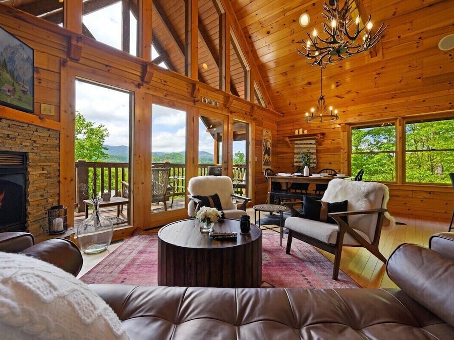 Hytte, privat bad, fjellutsikt (Cabin On A Cloud ) | Lounge