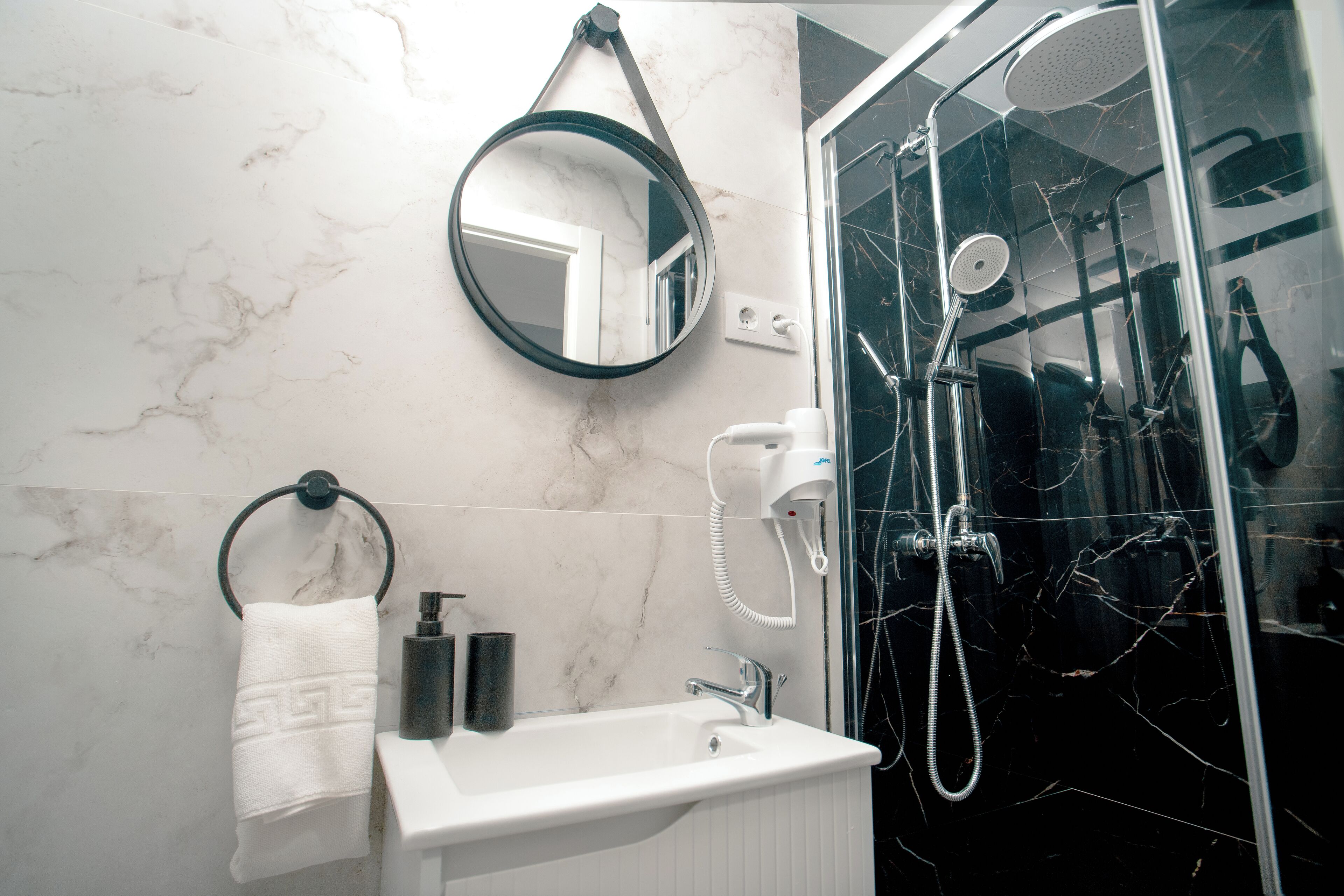 ห้องเบสิกทริปเปิล | ห้องน้ำ