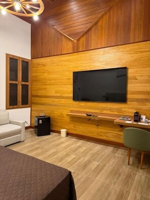 客房内保险箱、遮光窗帘、免费 WiFi