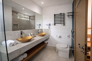 Hair dryer, bathrobes, slippers, towels - Pequena Suíça Hotel Boutique (Chacara)