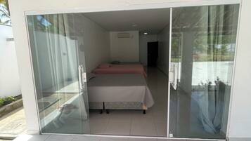 Strygejern/strygebræt, Wi-Fi, sengetøj