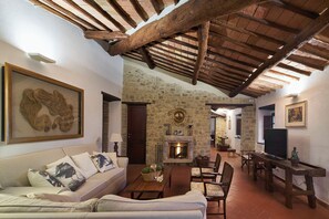 Living area - Viniard Villa - Residence Le Rose in Chianti (Castellina in Chianti)