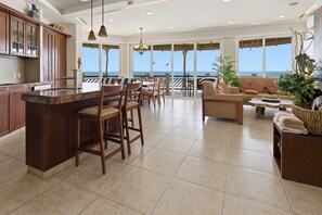 Interior - Four bedroom, ocean front, Vivo Resorts, Palmarito (Bajos de Chila)