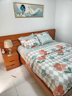 2 makuuhuonetta, Wi-Fi, vuodevaatteet