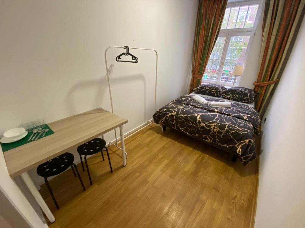 Kahden hengen classic-huone, 1 parisänky | Työpöytä, kannettavalle tietokoneelle sopiva työtila