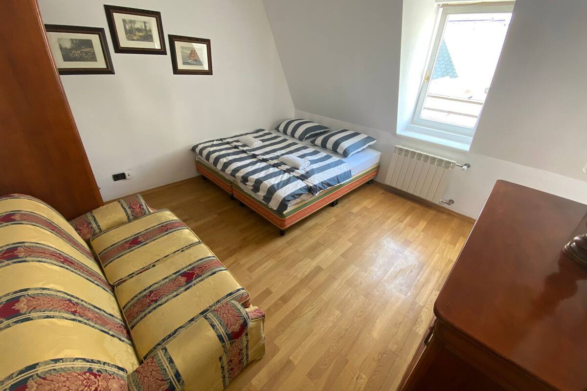 Classic Double Room, 1 Double Bed | Desk, laptop workspace, soundproofing, iron/ironing board