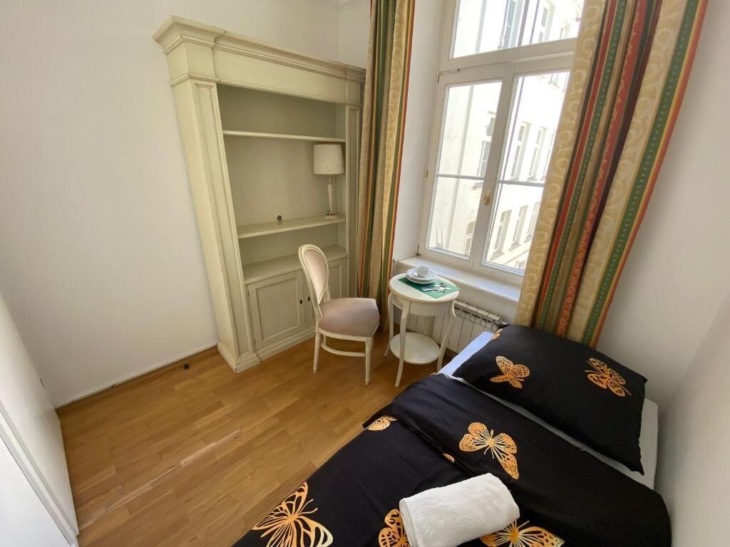 Classic-huone, 1 yhden hengen sänky | Työpöytä, kannettavalle tietokoneelle sopiva työtila