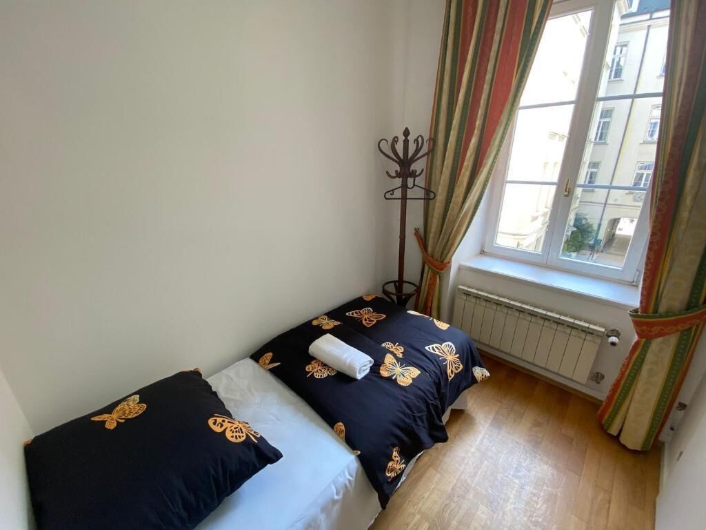 Classic-huone, 1 yhden hengen sänky | Työpöytä, kannettavalle tietokoneelle sopiva työtila