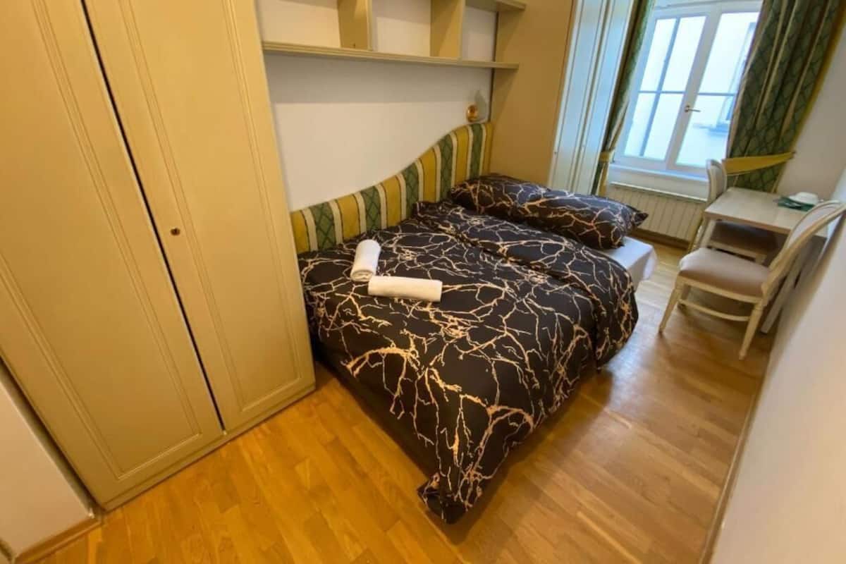 Classic-huone, 1 yhden hengen sänky | Työpöytä, kannettavalle tietokoneelle sopiva työtila