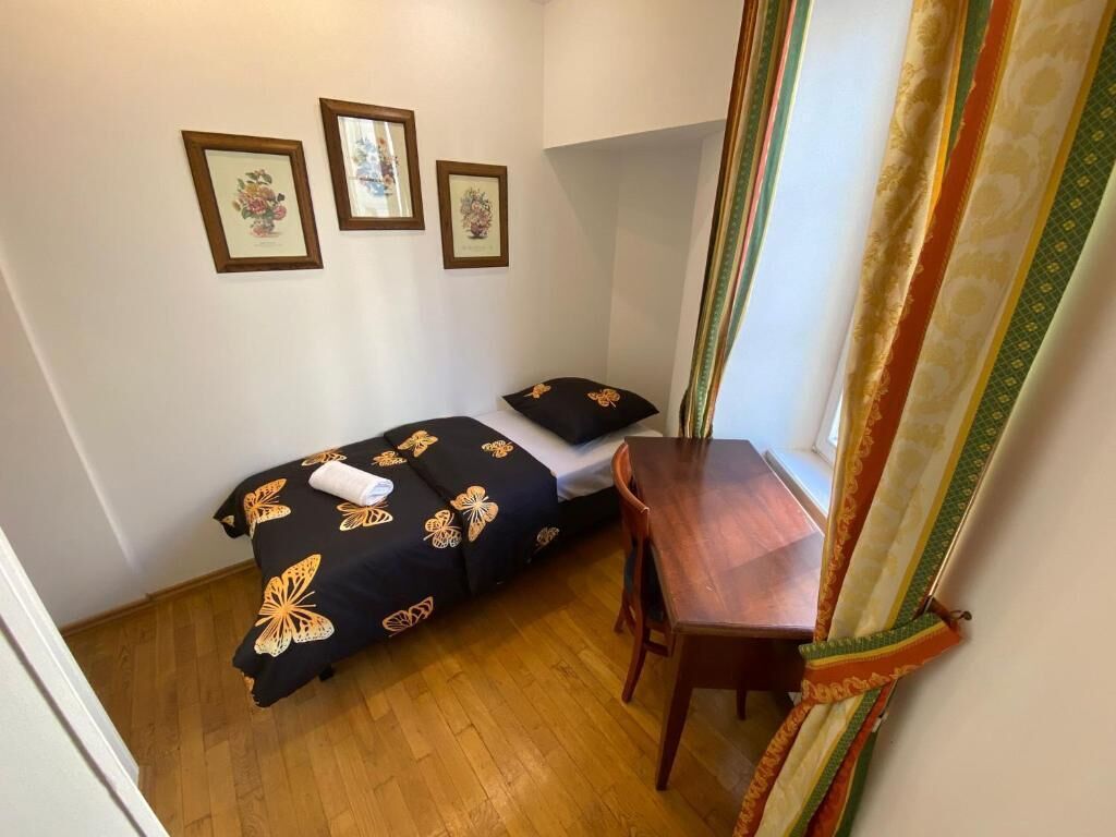 Classic-huone, 1 yhden hengen sänky | Työpöytä, kannettavalle tietokoneelle sopiva työtila