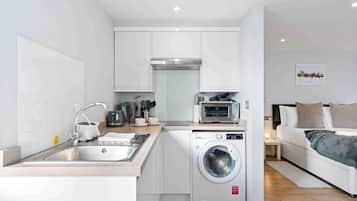 Fridge, microwave, dishwasher, toaster