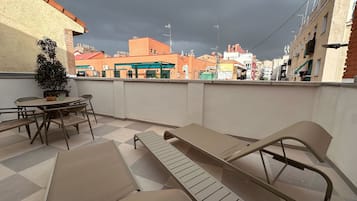 Apartamento estándar, balcón | Terraza o patio
