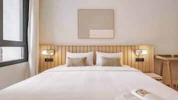 Basic Apartment, Patio | Iron/ironing board, free cribs/infant beds, free WiFi, bed sheets