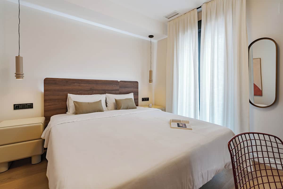 Appartement Deluxe | Fer et planche à repasser, lit de bébé (gratuit)