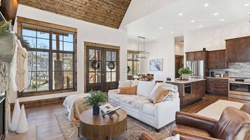 Smart TV, fireplace, computer monitors