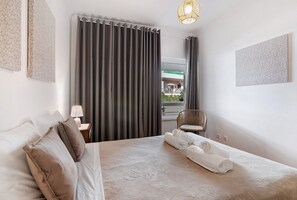 Iron/ironing board, WiFi, bed sheets - Apartment '1E Apt Esteva' with Shared Pool, Wi-Fi and Air Conditioning (Santa Luzia)