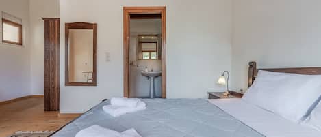 5 quartos, berços grátis, roupa de cama