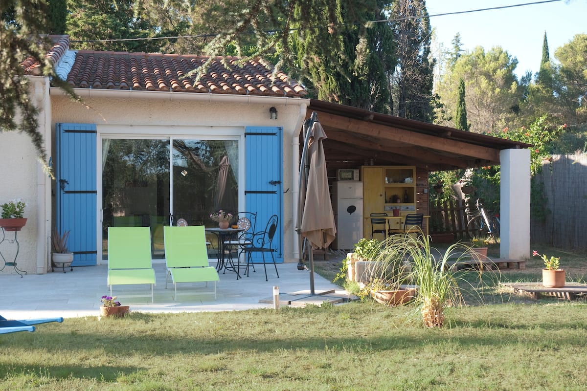 Estudio, balcón, vista al jardín | Wifi gratis