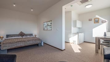 Schallisolierte Zimmer, Bügeleisen/Bügelbrett, kostenloses WLAN