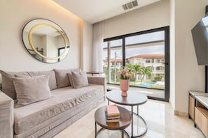 Smart TV - Luxury Escape • Ocean Rooftop • Walk to Beach (Playa del Carmen)