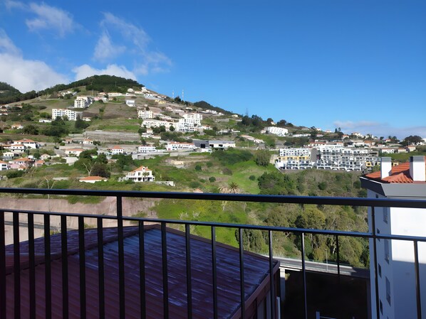 Property grounds - Apartment 'Paradise Dream' with Balcony and Wi-Fi (Caniço)