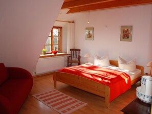 مكواة/لوح كي وواي فاي وملاءات أسرّة