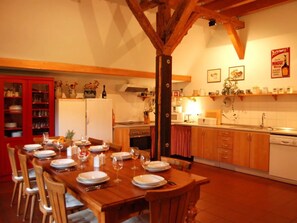 تناول الطعام