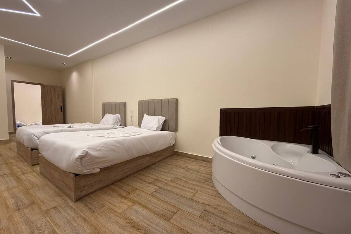 Deluxe Double or Twin Room, Mountain View | In-room safe, blackout drapes, soundproofing, iron/ironing board