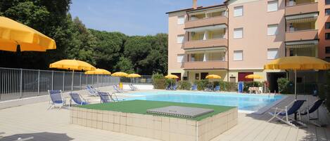 Apartment, 2 Bedrooms | Pool