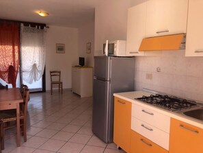 Apartment, 2 Bedrooms | Interior - Bright Flat in Rosolina With Shared Pool (Rosolina)