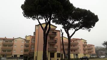 Apartment, 2 Bedrooms | Exterior