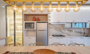 Basic Apartment | Private kitchen - Apt w BBQ 450m From the Sea, Pereque Srf0601 (Porto Belo)