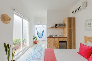 مكواة/لوح كي وواي فاي وملاءات أسرّة