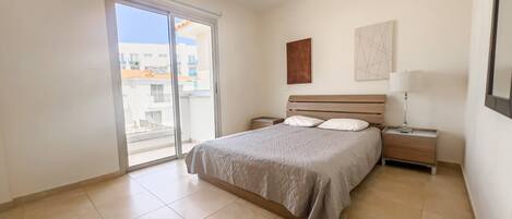 مكواة/لوح كي وواي فاي مجانًا وملاءات أسرّة