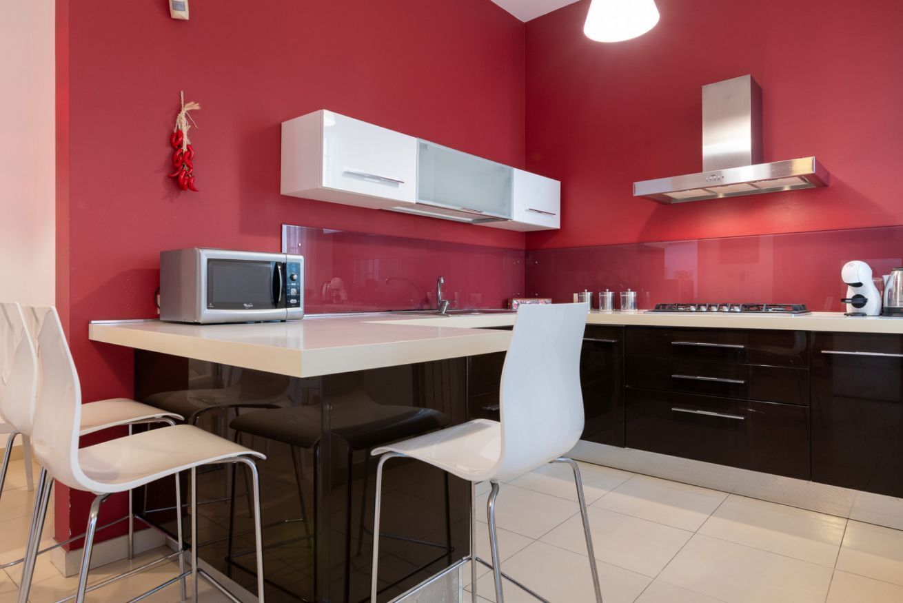 Fridge, microwave, dishwasher