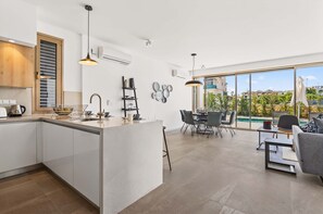 Interior - Azure Sama Villa – Jacuzzi / Heated Pool (Protaras)