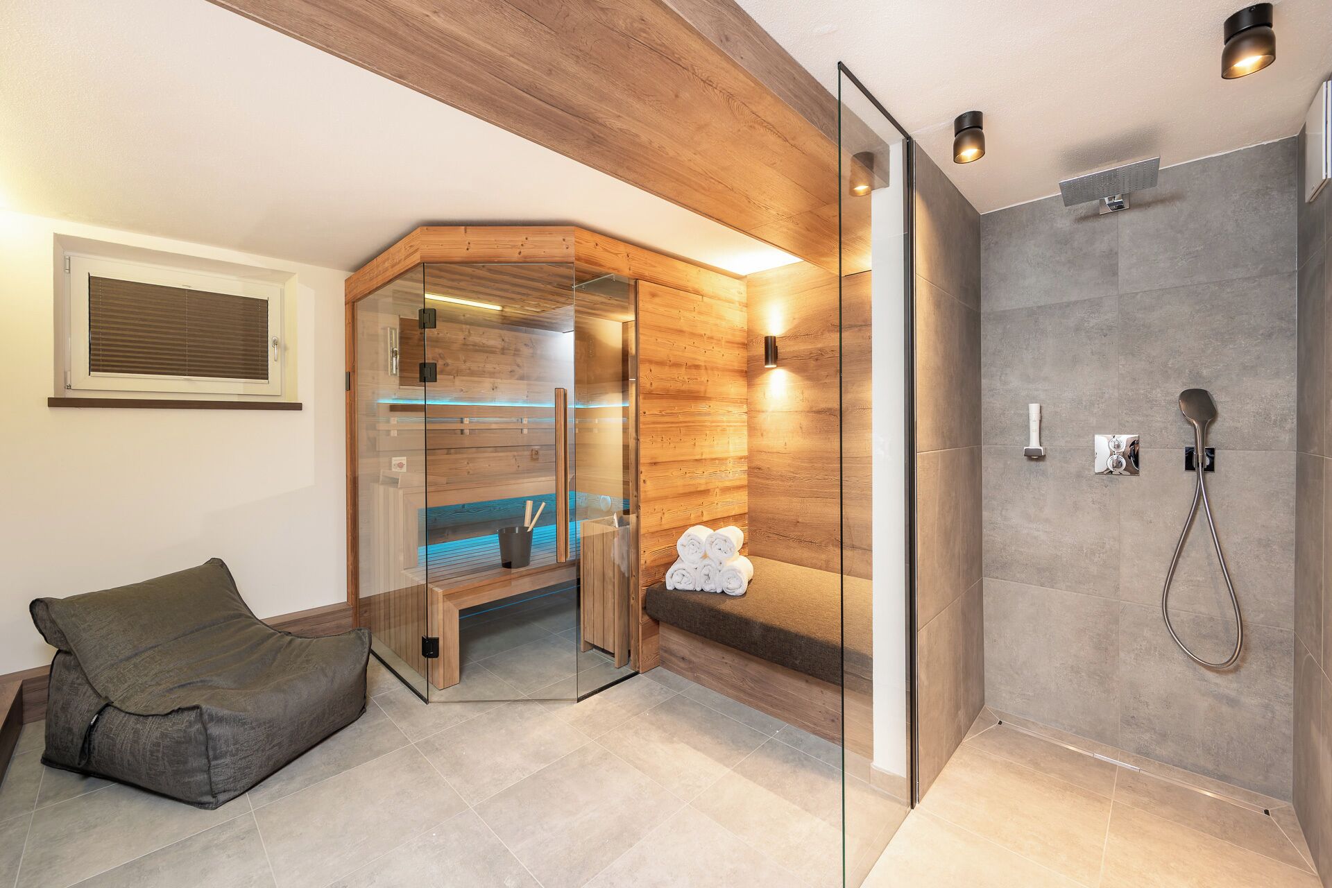 Luxury-Apartment | Bügeleisen/Bügelbrett, kostenloses WLAN