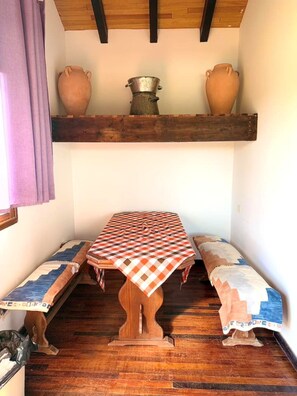 Breakfast area