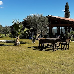 Exterior - Chalet Essanya (Ben Khalled)