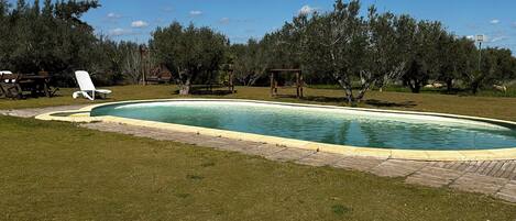 Alberca al aire libre por temporada