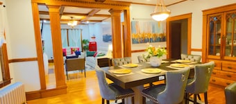 The Grand Beam Residence • Luxury 3BR + King Suite