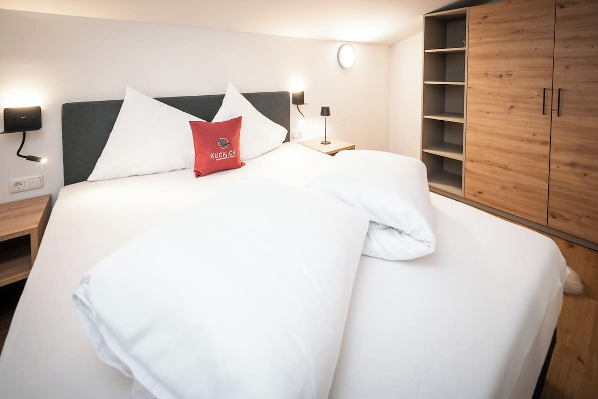 Classic Apartment | Blackout drapes, soundproofing, iron/ironing board (on request)